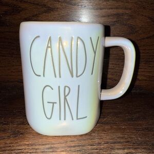 Rae Dunn iridescent, candy girl mug. 🇱🇷 release 2020
